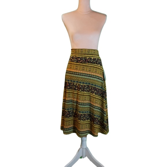 LuLaRoe Medium Length Skirt - Picture 1 of 1